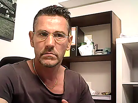 mastercharisma35 webcam