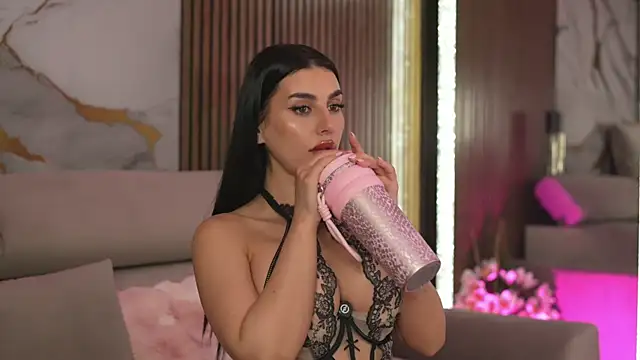 amyblair (F young) - squirt for you
