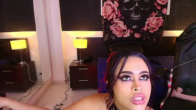EvaaFoxxy1 live sex cam