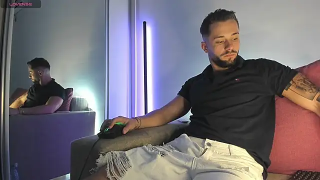 nicholasX1