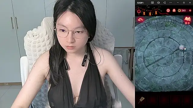 Erya-369 live cam on StripChat