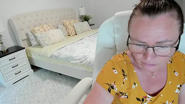 Vika73 webcam