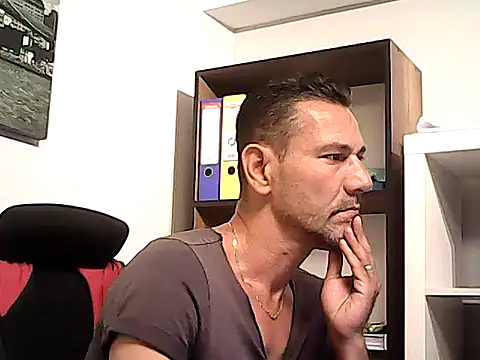 mastercharisma35 webcam