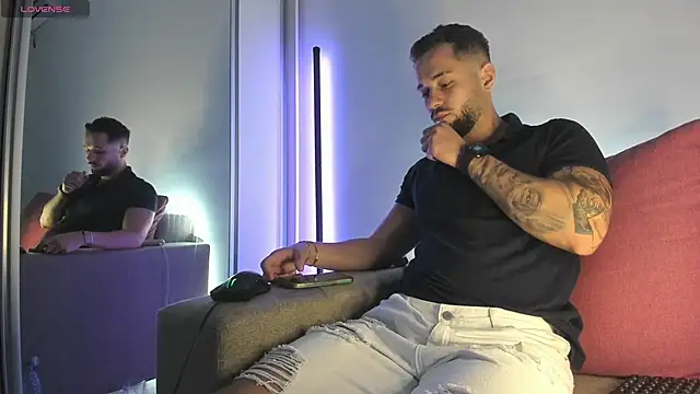 nicholasX1