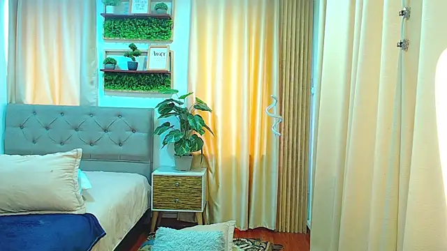 sasi_luna webcam