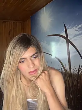 Samantha_loch