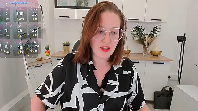 Charmy_Gracy webcam