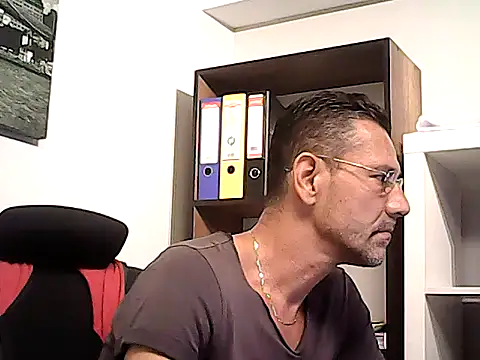 mastercharisma35 webcam