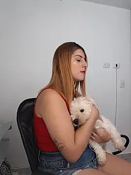 Nahiajhonson_ webcam