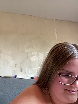 CurvyPaar2 webcam