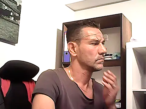 mastercharisma35 webcam