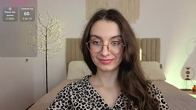 Real_cutie1 webcam
