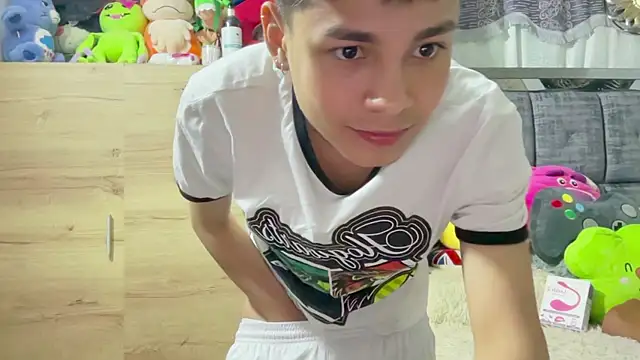 andy_belier23 (M twink) - super cum show