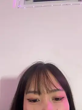 Lov3lily webcam