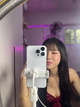 Lov3lily webcam