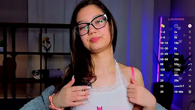 sofiacarnival live cam on StripChat