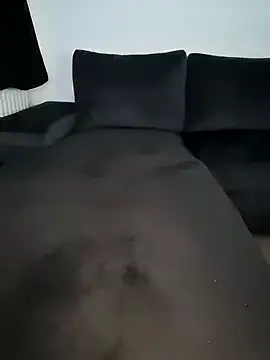 AkuManis live cam on StripChat