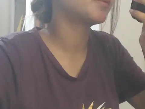 NancyRuvi webcam