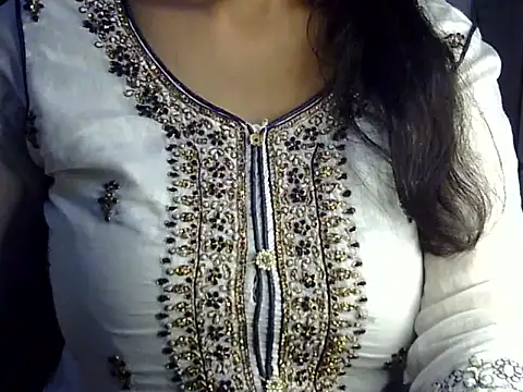 siarasiya - SiaraSiyA's free webcam - UK Sex Cams