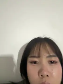 Lov3lily webcam