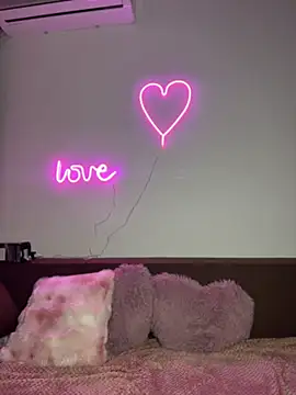 Sabrinedivinee webcam