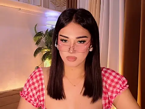 magnificent_kitana webcam