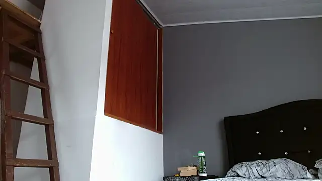 Emilia_1995 webcam