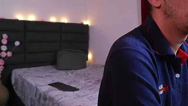 kathieandpovcock1 webcam