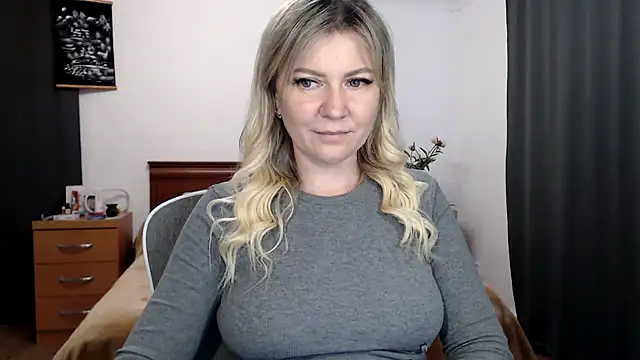 ParadiseAlina webcam