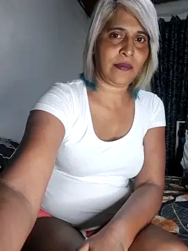 Goodgirlsue_77 webcam