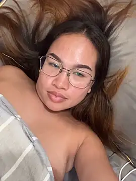 Ponthip webcam