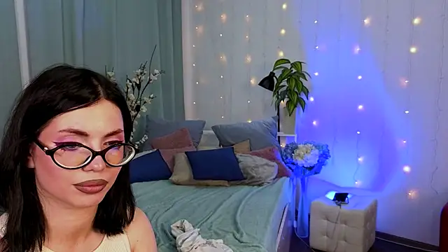 Velvet__Kiss webcam