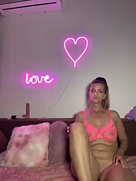 Sabrinedivinee webcam