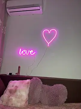 Sabrinedivinee webcam