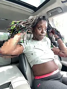 thechocolatepeach live sex cam