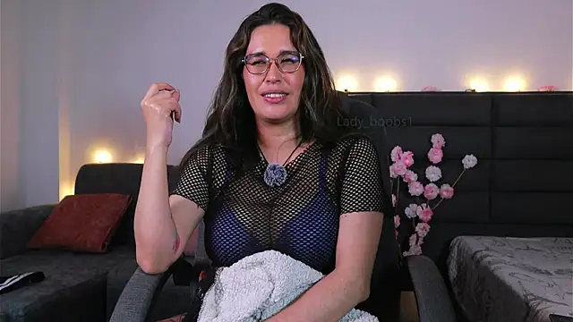 kathieandpovcock1 webcam