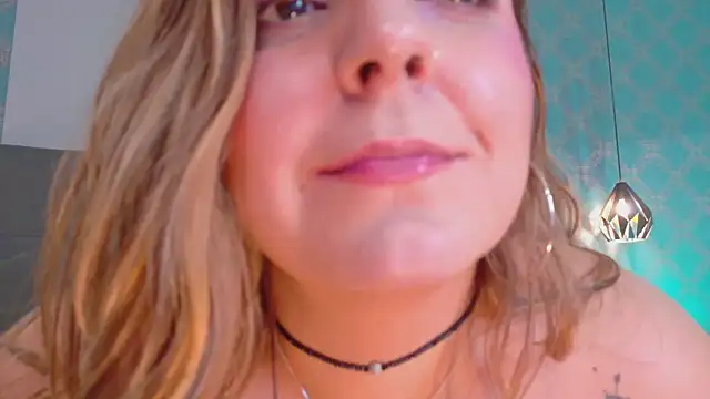 AmbarRoberts_ webcam