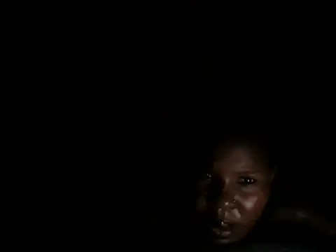 Sexyebonygal webcam