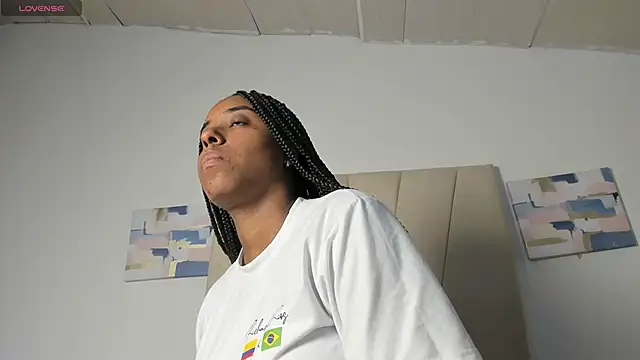 Sophia_Ebony webcam