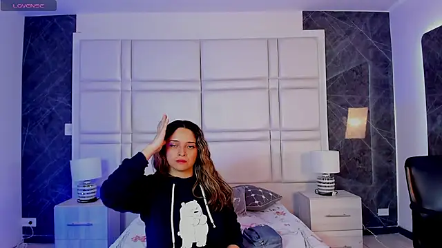 TiffanyHoustton webcam