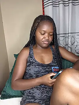 little_creamy webcam
