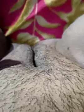pooja--10 live cam on StripChat