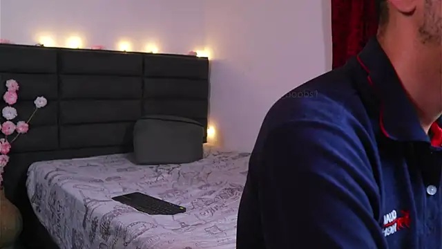 kathieandpovcock1 webcam