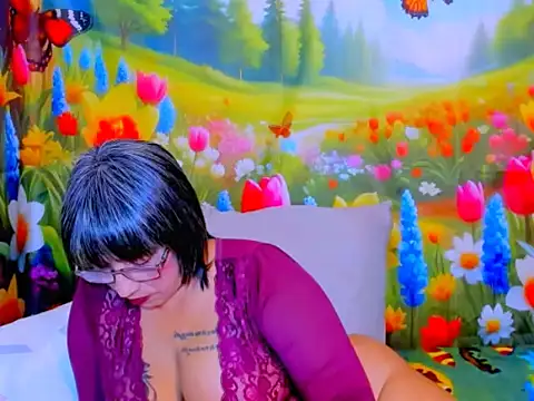 indianroxy webcam