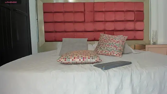 AfroditaVega_ live cam on StripChat