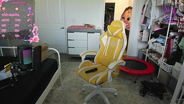 sweetbuttocks1 webcam