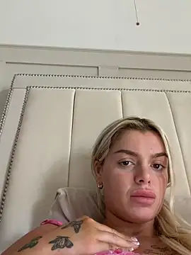 Irish_BarbieMilfx webcam