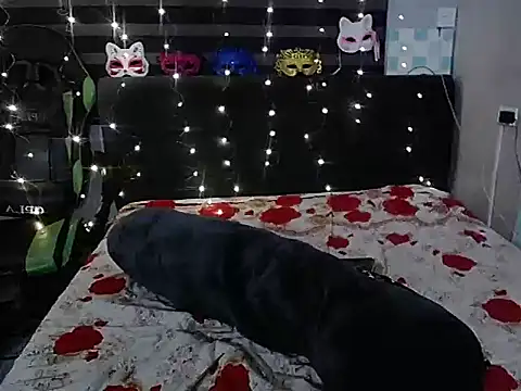 BigCockEricaTs69 live cam on StripChat
