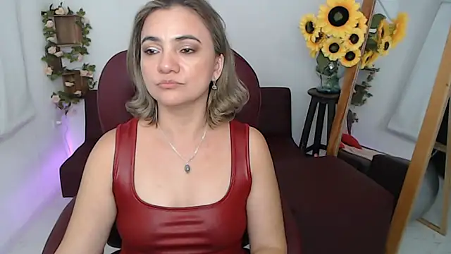 ana_milf webcam