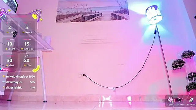 thais_dreams webcam